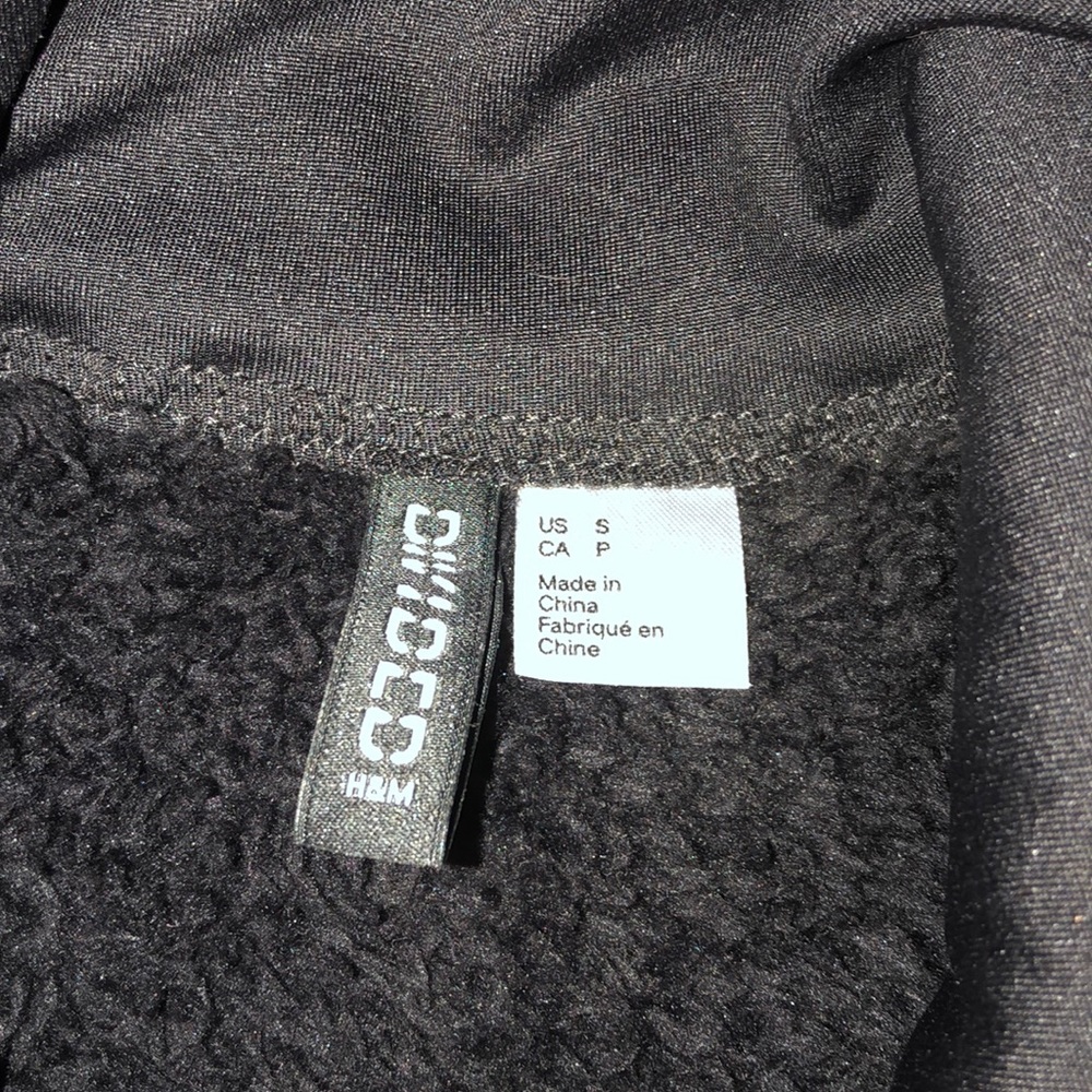 Divided Jacket - Picture 3 of 12